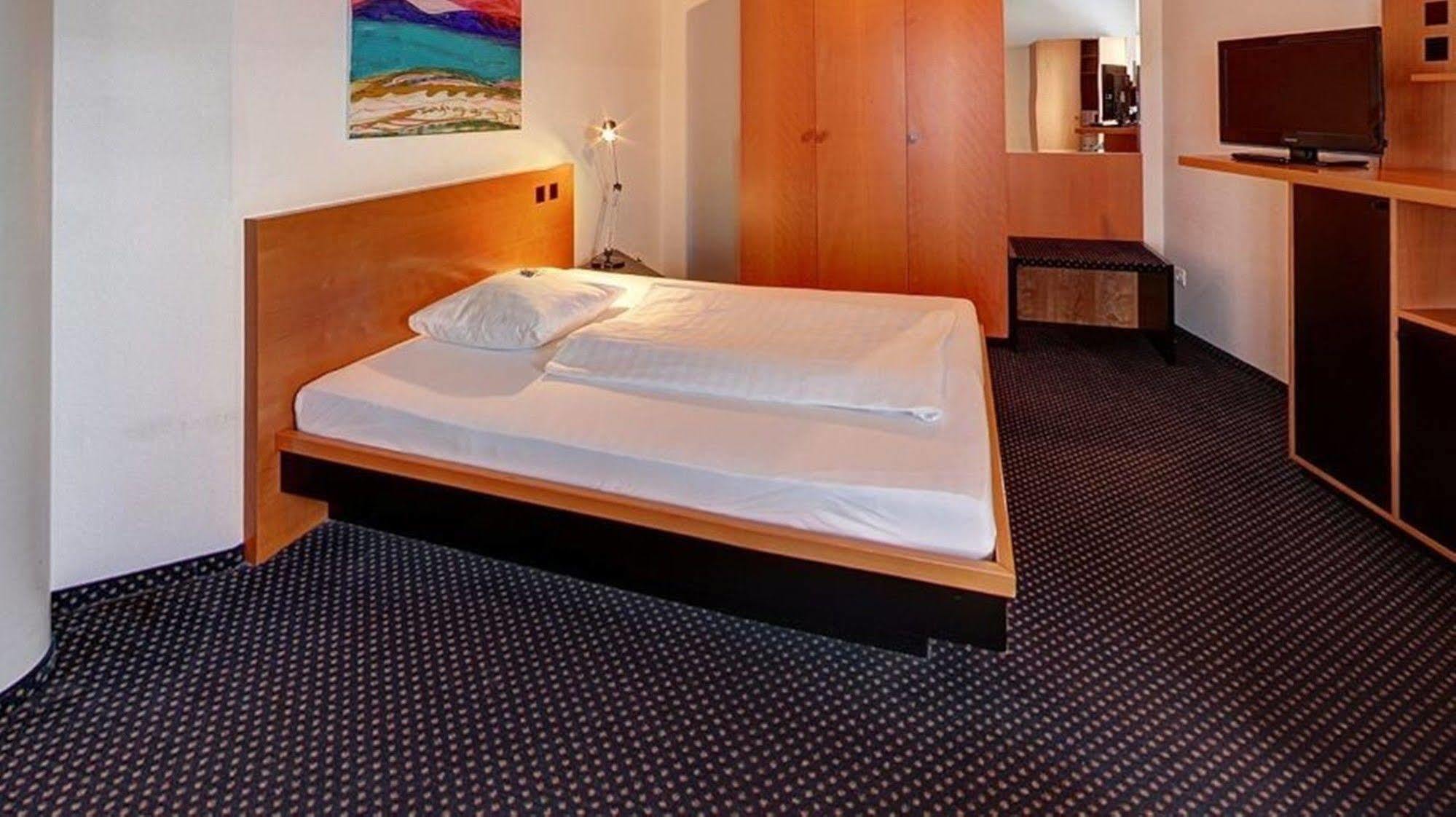 Plaza Suites Rüsselsheim Exteriér fotografie